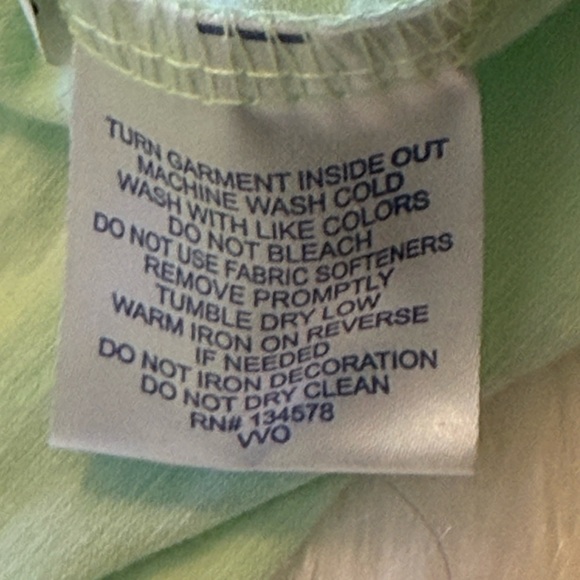 Old Navy Women’s Oversize Sweatshirt - Picture 8 of 9